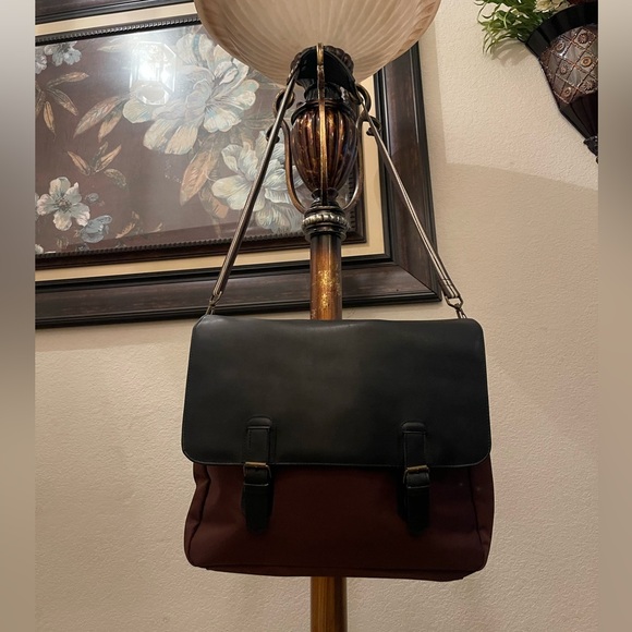 Zare Man please check all picture of condition - Picture 10 of 17